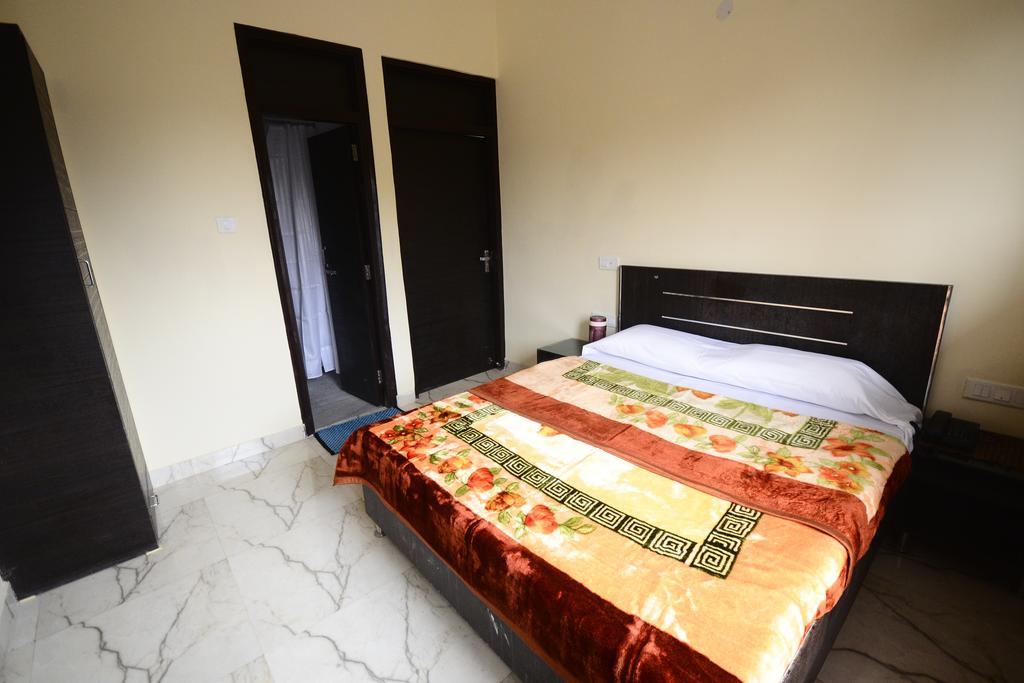 Hotel Mehra Inn Amritsar Luaran gambar