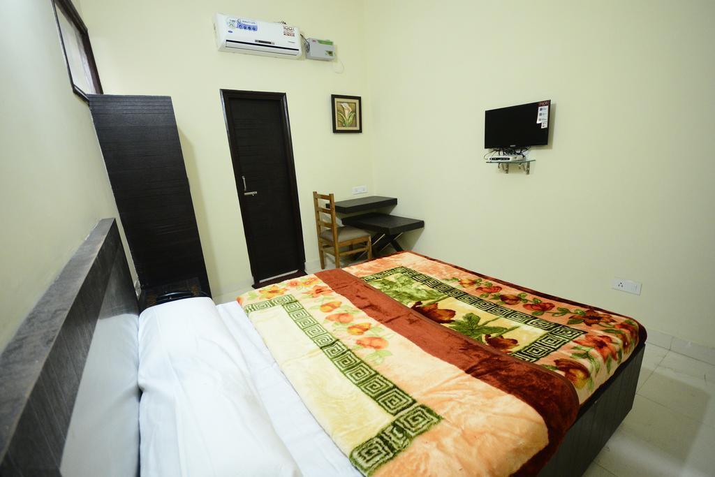 Hotel Mehra Inn Amritsar Luaran gambar