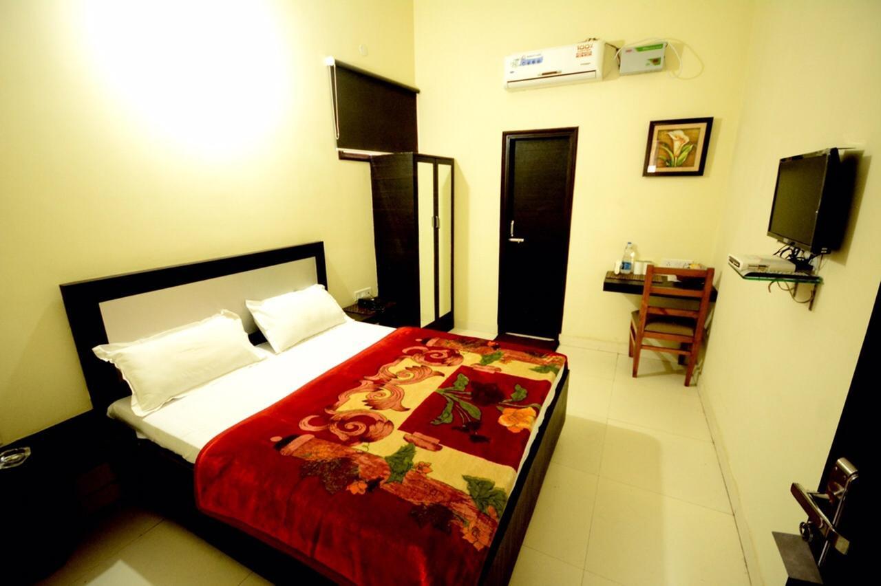 Hotel Mehra Inn Amritsar Luaran gambar